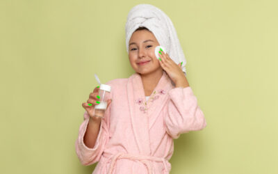 Rutinitas Malam untuk Kulit Berjerawat: Step-by-Step Perawatan yang Aman untuk Remaja