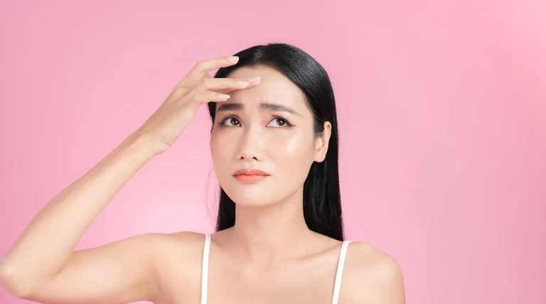 Skincare untuk Kulit Berminyak: Cara Mengontrol Minyak Berlebih