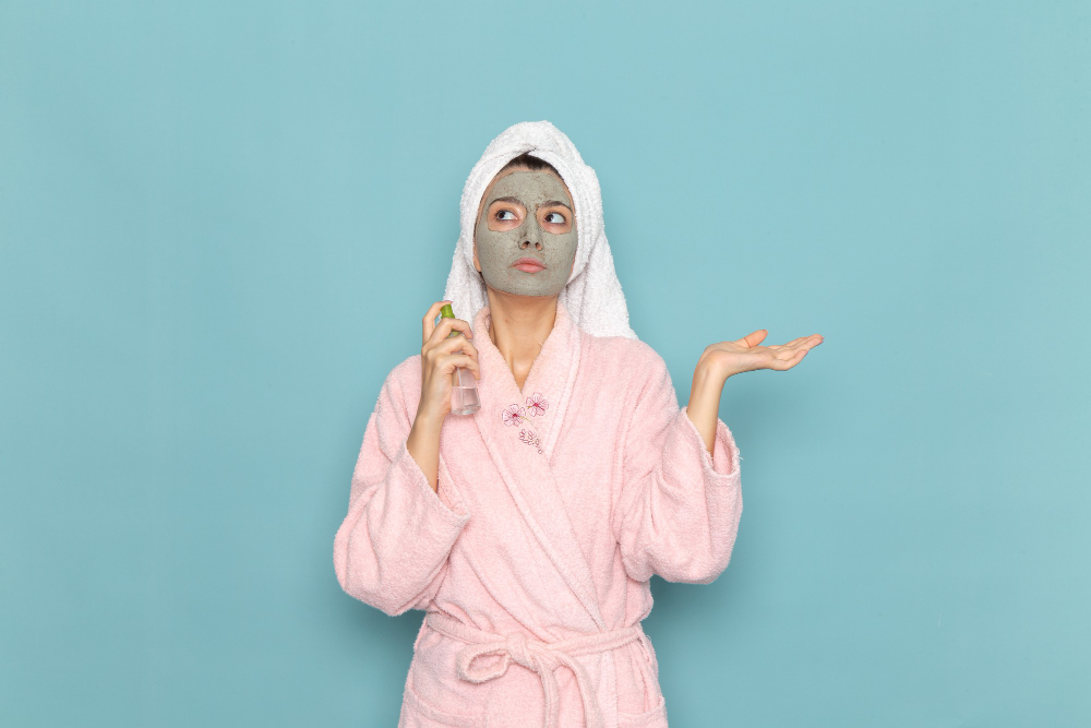 Bahaya Overuse: Ketika Terlalu Banyak Skincare Justru Merusak Kulit